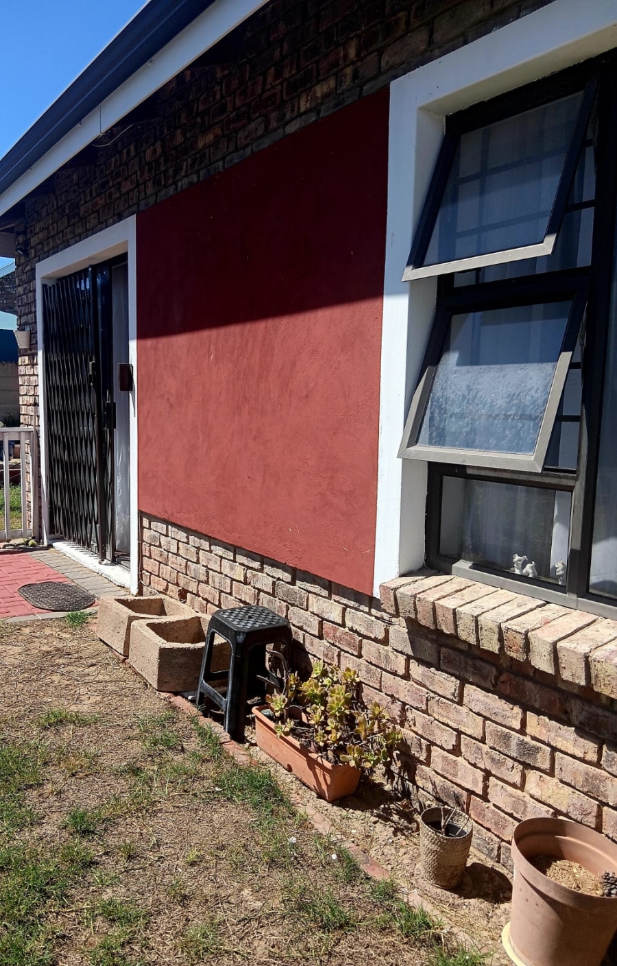 To Let 1 Bedroom Property for Rent in Dana Bay Western Cape